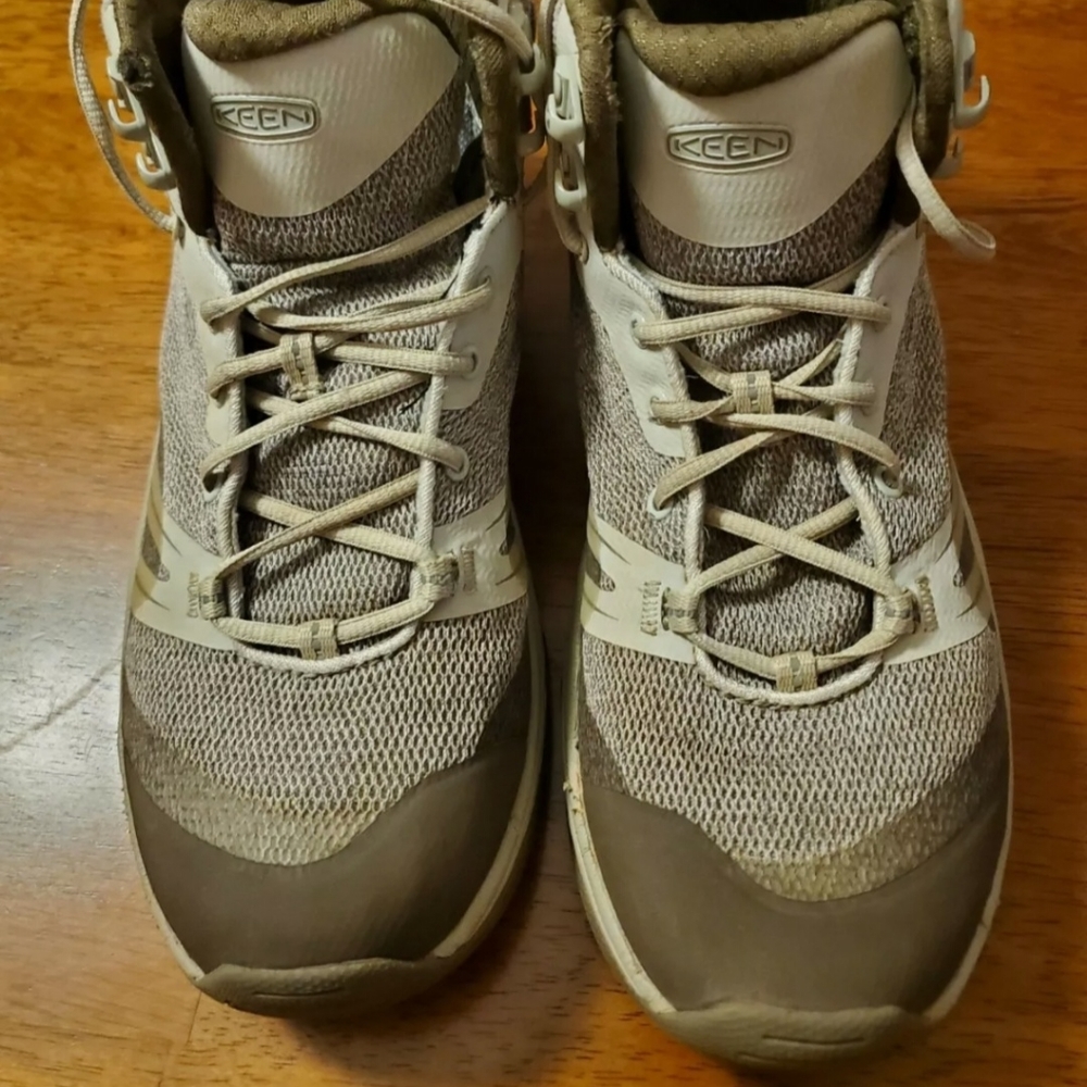 Keen terradora waterproof hiking boots 8.5